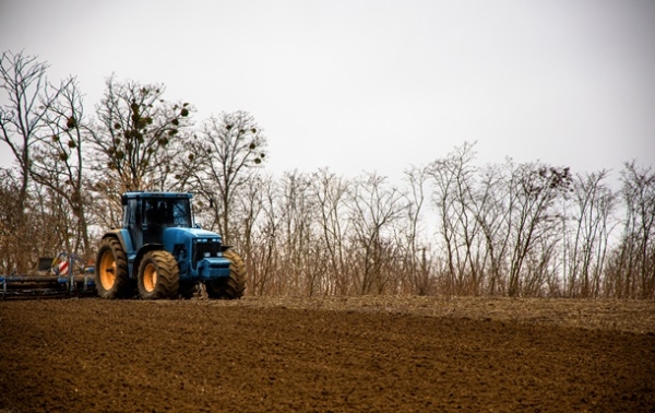 Посівна в Україні стартує із затримкою