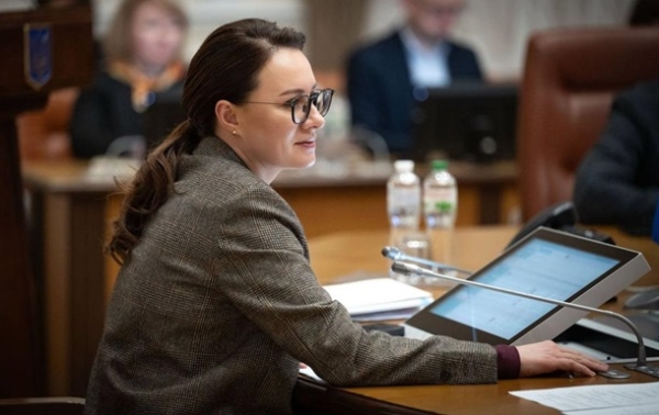 Україна отримала перший транш від МВФ